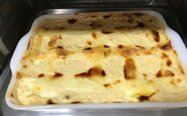 Creme de milho com peito de frango desfiado do Lúcio Cezar