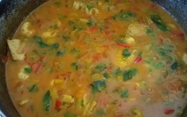 Filé de pintado ao molho de camarão