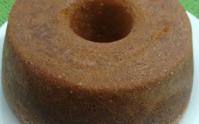 Bolo de fubá com erva-doce