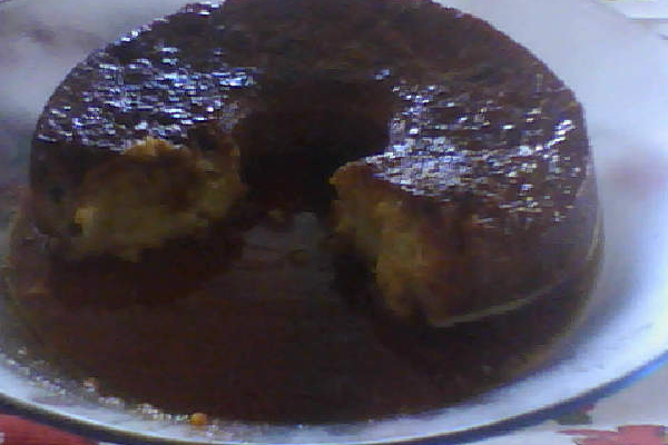 Pudim de passas e/ou  frutas cristalizadas