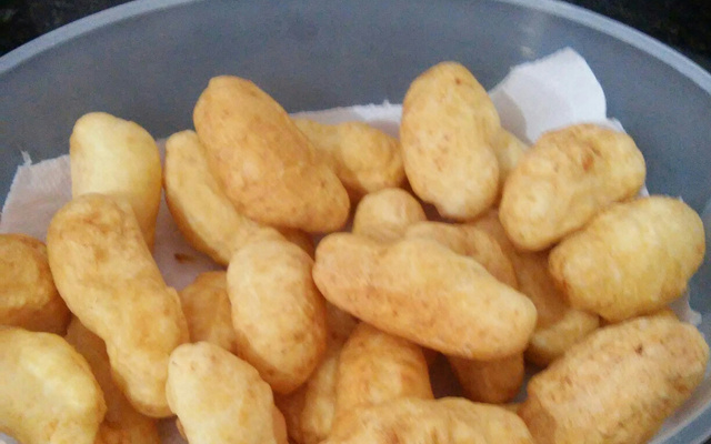 Biscoito frito de polvilho com queijo