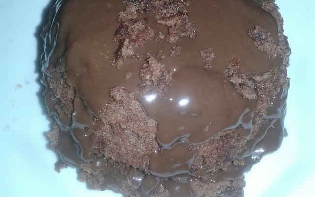 Bolo simples de caneca de micro-ondas