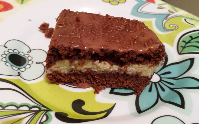 Bolo prestígio de travessa