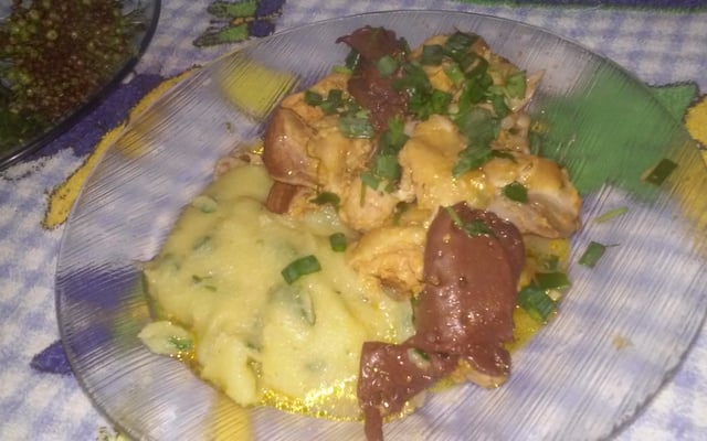 Frango ao molho pardo