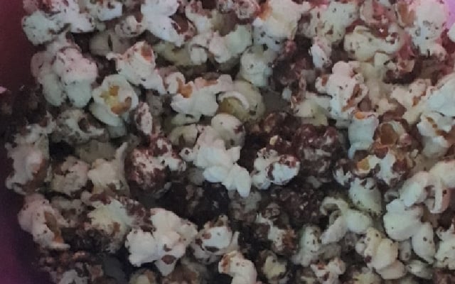 Pipoca com chocolate