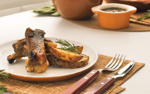 Costelinha de porco na panela de pressão