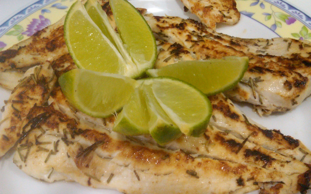 Linguado com alecrim