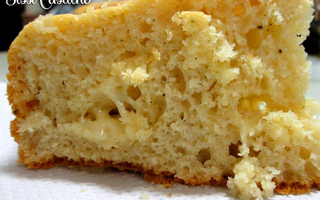 Pão de liquidificador da Sissi  (salgado)