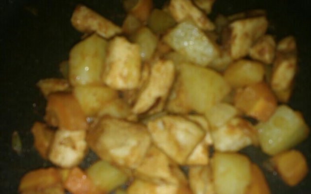 Peito de frango com legumes