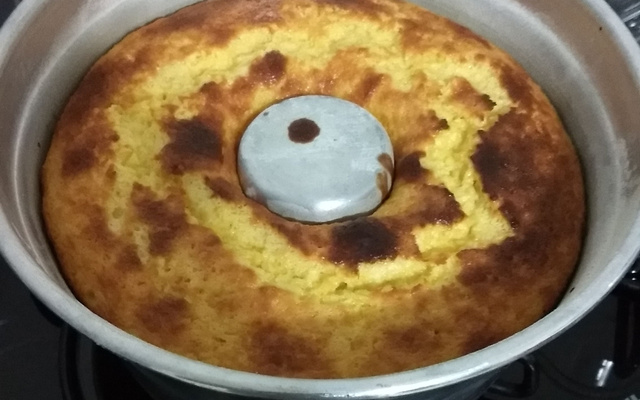 Bolo de milho de liquidificador cremoso