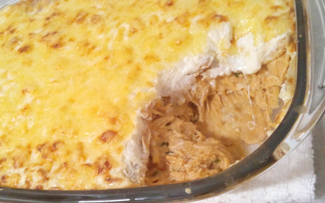 Torta de frango com biscoito água e sal