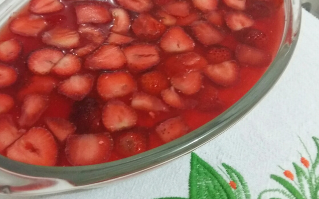 Pavê gelado de morango