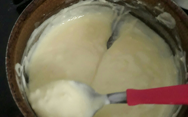 Cobertura de leite em pó com creme de leite