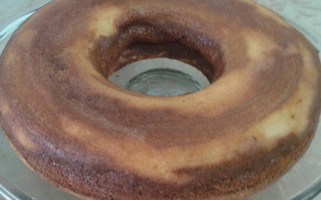 Bolo de mandioca crua