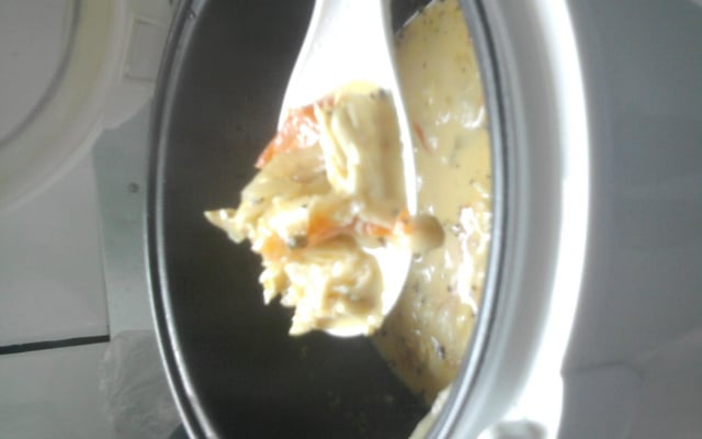 Moqueca de tilápia na panela de arroz