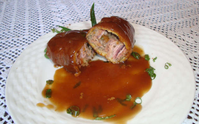 Rocambole de carne moida da Fá