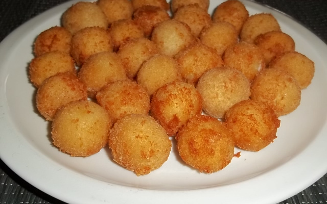 Bolinha de queijo
