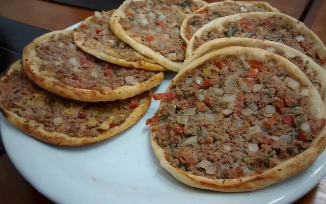 Esfiha armênia (Lemeyun)