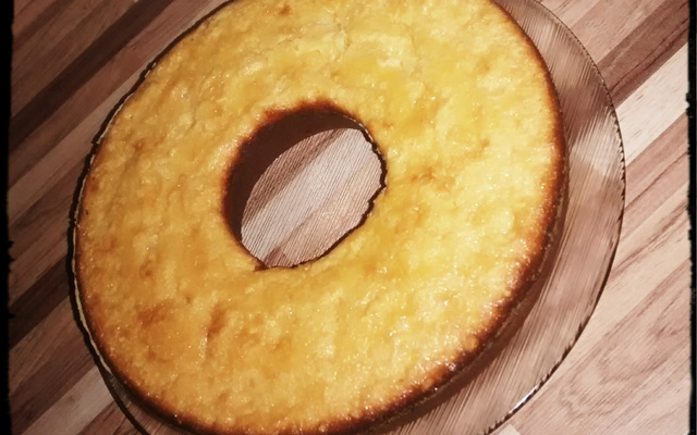 Bolo fácil de milho com coco