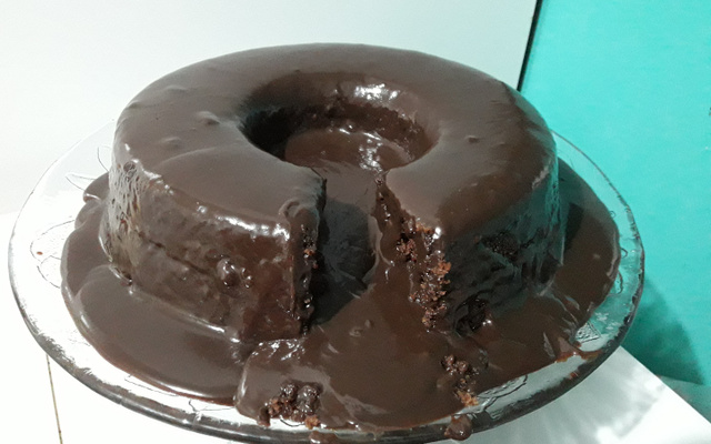 Cobertura para bolo vulcão