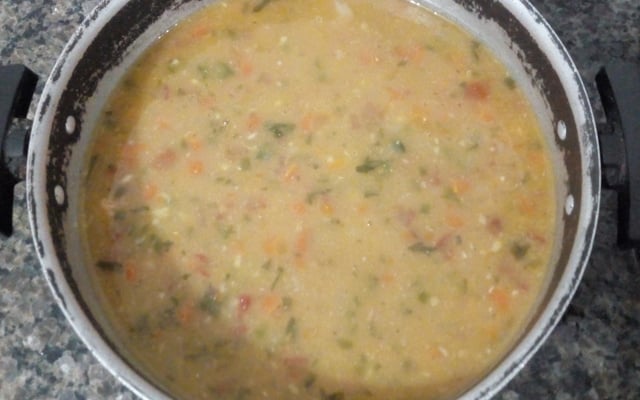 Feijão com camarão da Cris