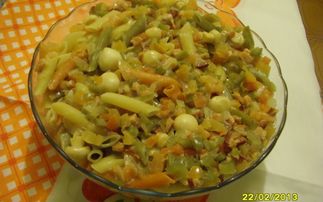 Macarrão ao molho de leite de coco