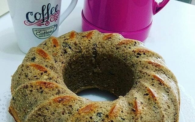 Bolo de banana (sem glúten e sem lactose)