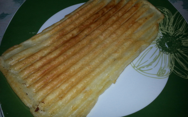 Pão de queijo de sanduicheira