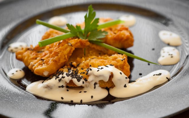 Filé de peixe com molho branco