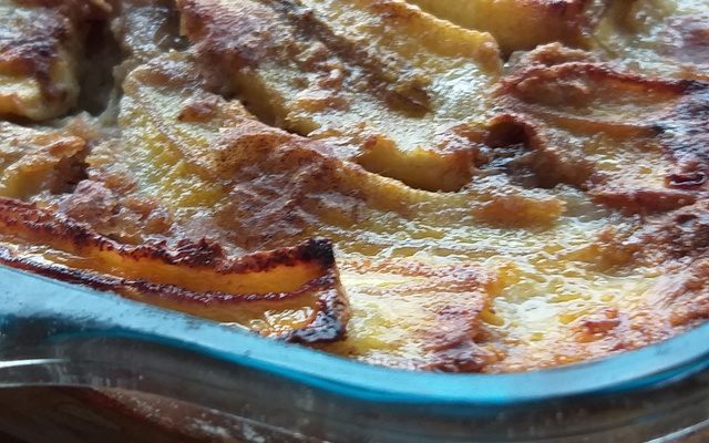 Torta seca de banana e amêndoas