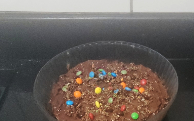 Brigadeirão confeitado