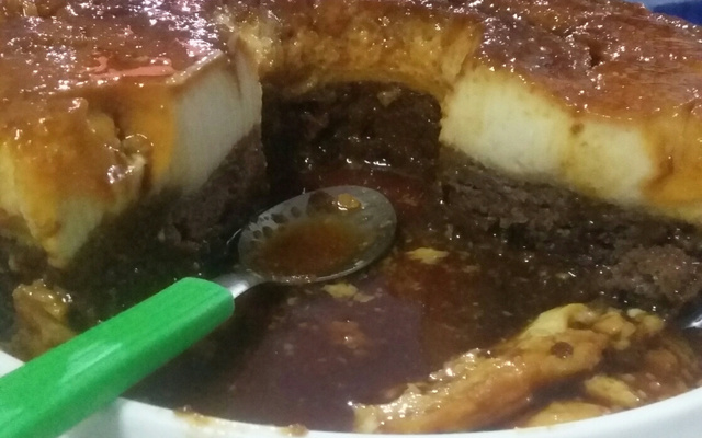 Bolo pudim de chocolate