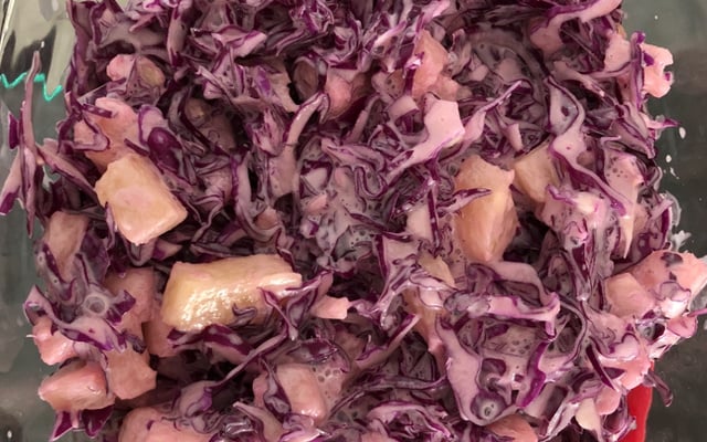 Salada de repolho e abacaxi