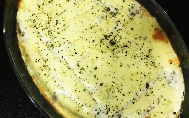 Escondidinho fit de carne moída com massa de couve-flor