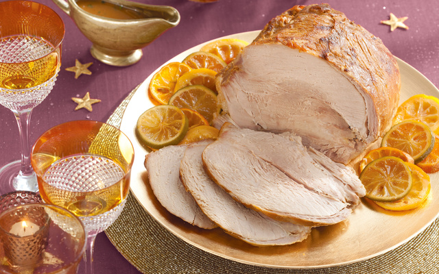 Pernil assado ao molho de limão