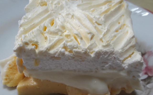 Tentação de pêssego em três camadas