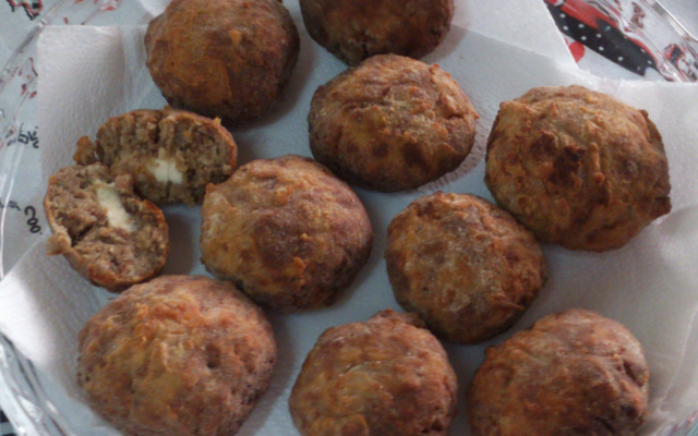 Croquete de carne assada (sobra de churrasco) muito fácil e uma delícia