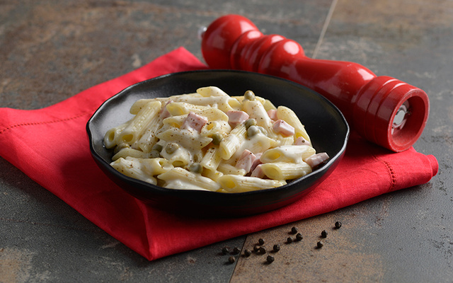 MOLHO BRANCO COM LOURO E PIMENTA-DO-REINO