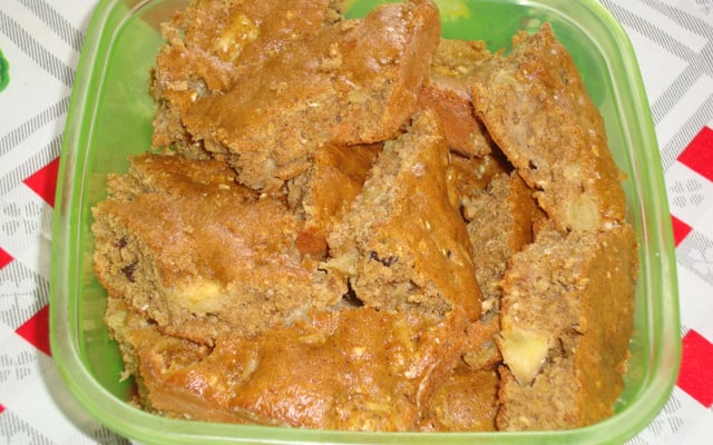 Bolo de Maçã Integral com Aveia e Passas