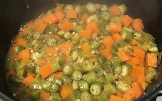 Refogado de quiabo com abóbora