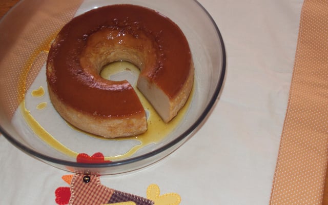 Pudim de leite condensado com achocolatado