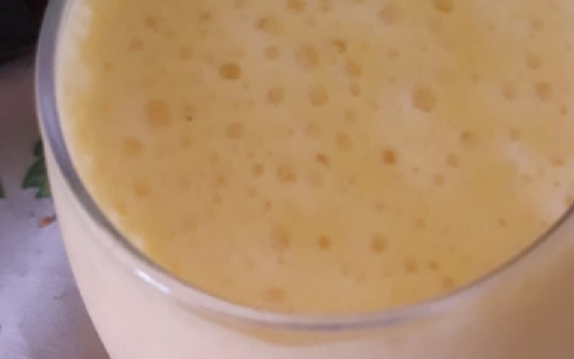 Suco de maracujá ao leite