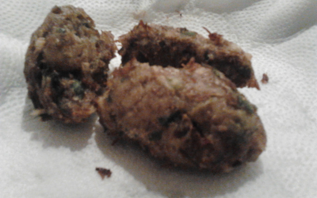 Bolinho de carne de sol estilo de bacalhau