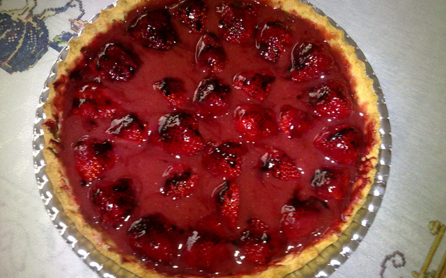 Torta de morango com chocolate trufado