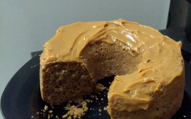 Bolo de baunilha e canela