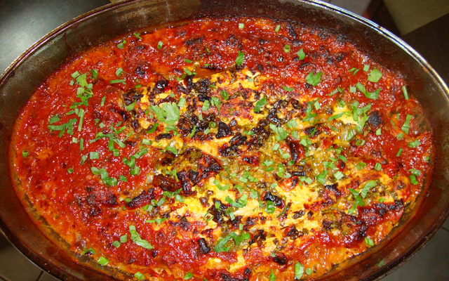 Pirarucú fresco de forno ao molho de aspargo ou tomate