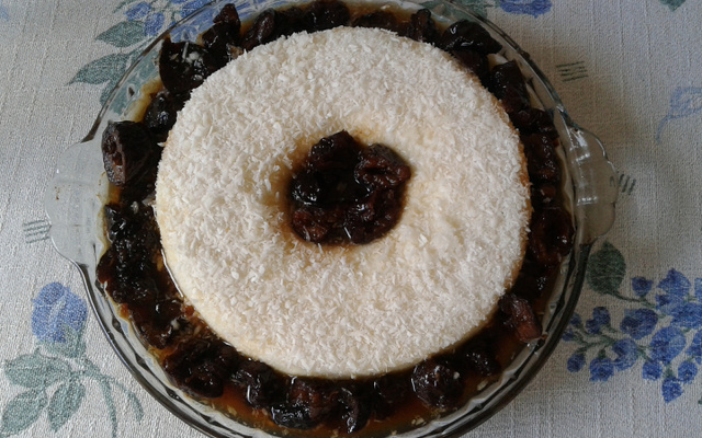 Pudim de maria-mole de coco