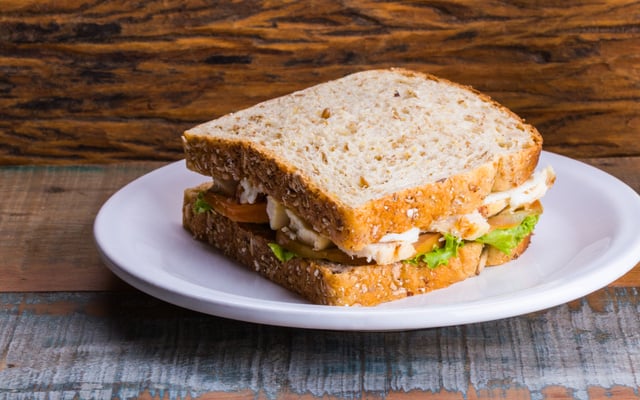 Sanduíches de Frango com Philadelphia