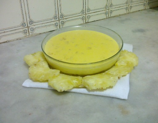 Gelatina delícia de abacaxi