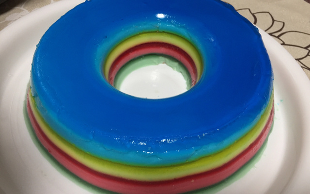 Gelatina Colorida em camadas